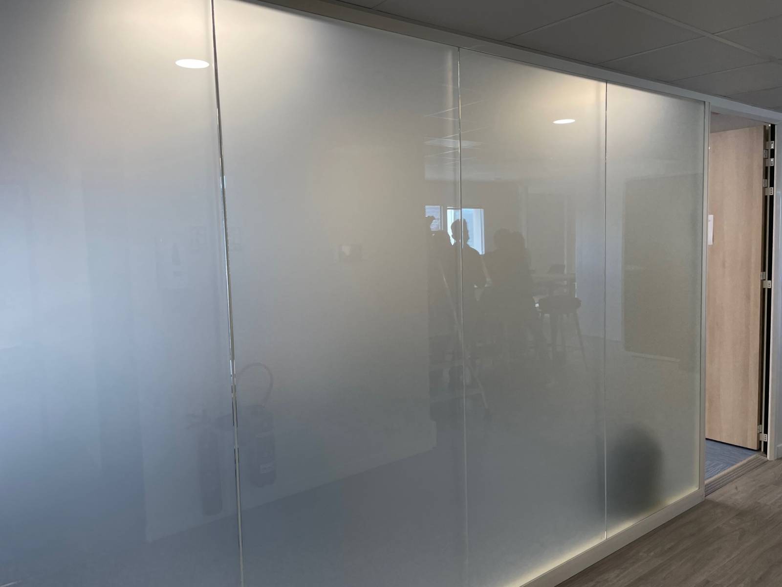 Entreprise spécialisé dans le cloisonnement et l'aménagement intérieur