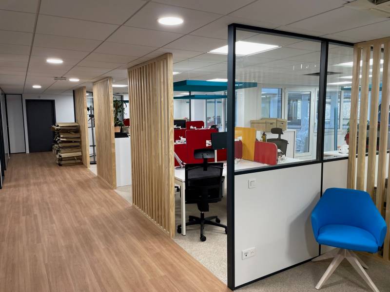 Aménagement de bureaux avec des cloisons modulaire aluminium