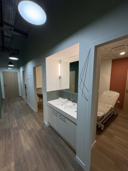 Pose de sols en PVC pour usages intensifs à Montpellier