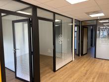 Notre zone d'activité pour ce service Installation de cloisons amovibles semi-vitrées à